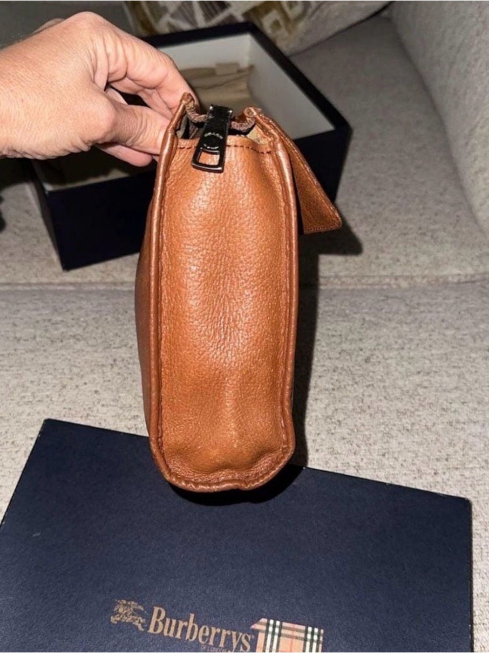 Vintage authentic Burberrys Tan Brown Leather Clutch Wristlet - Picture 6 of 11